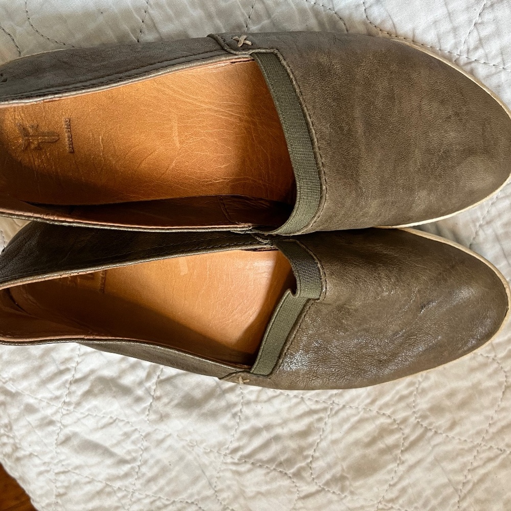 Frye Olive Flats